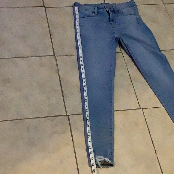 American Eagle jeans💙 - Picture 4 of 11